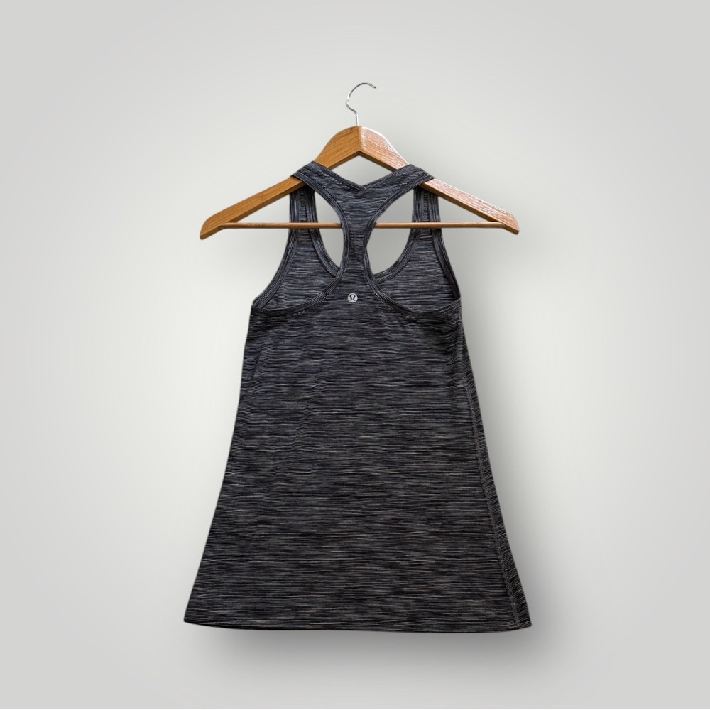 Women’s Lululemon Stretchy Racerback Tank Top! Grey Black Stripe! Size 6! - Picture 2 of 6